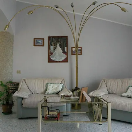 A'rasal Guest house *